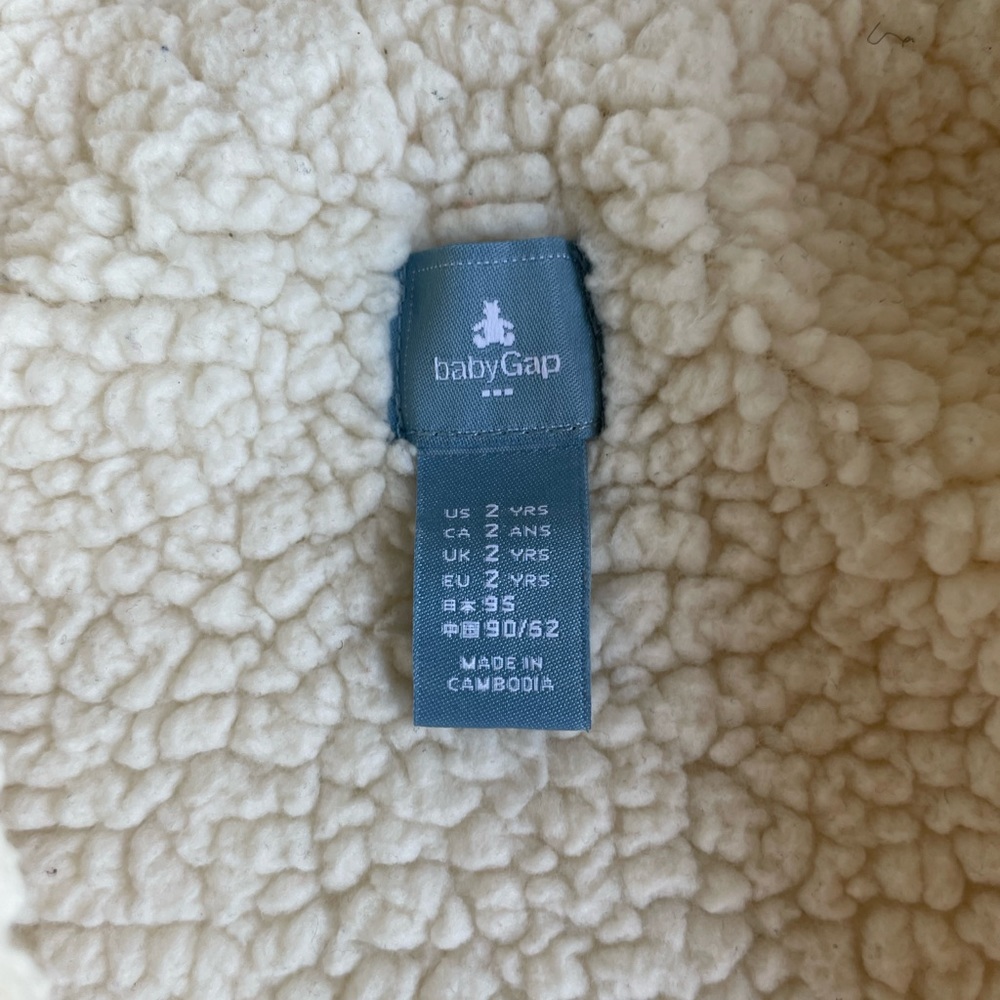 GAP size 2 zip up hoodie - Picture 2 of 2